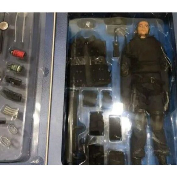 Hot Toys SWAT Ver 2.0 S.W.A.T. Version 2.0 RARE Hottoys ( Not Dragon ) - Picture 10 of 10